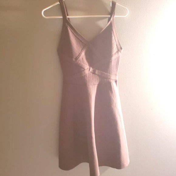 Guess Tan Pattern Dress - Picture 2 of 4